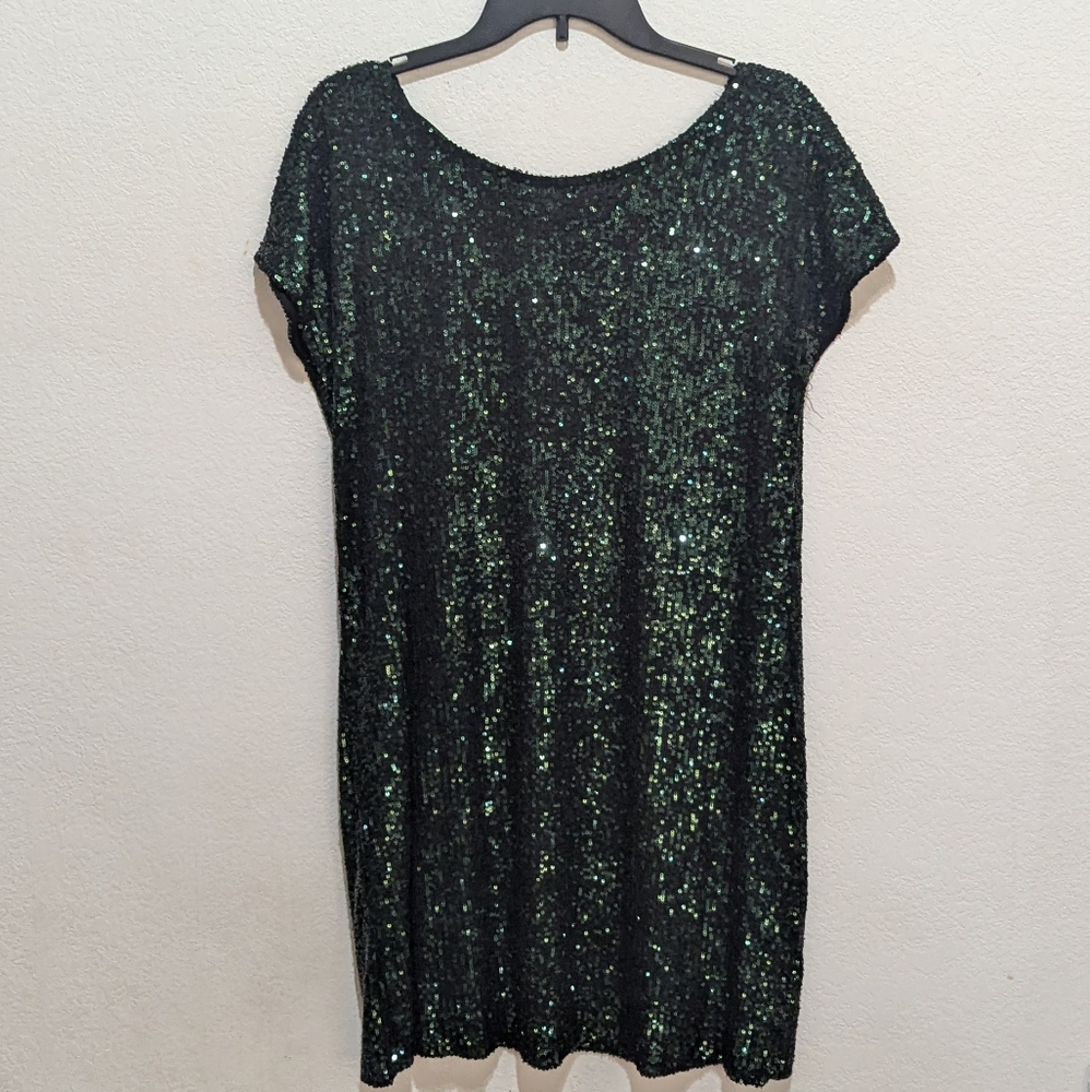 Dark green sequins dress🌟